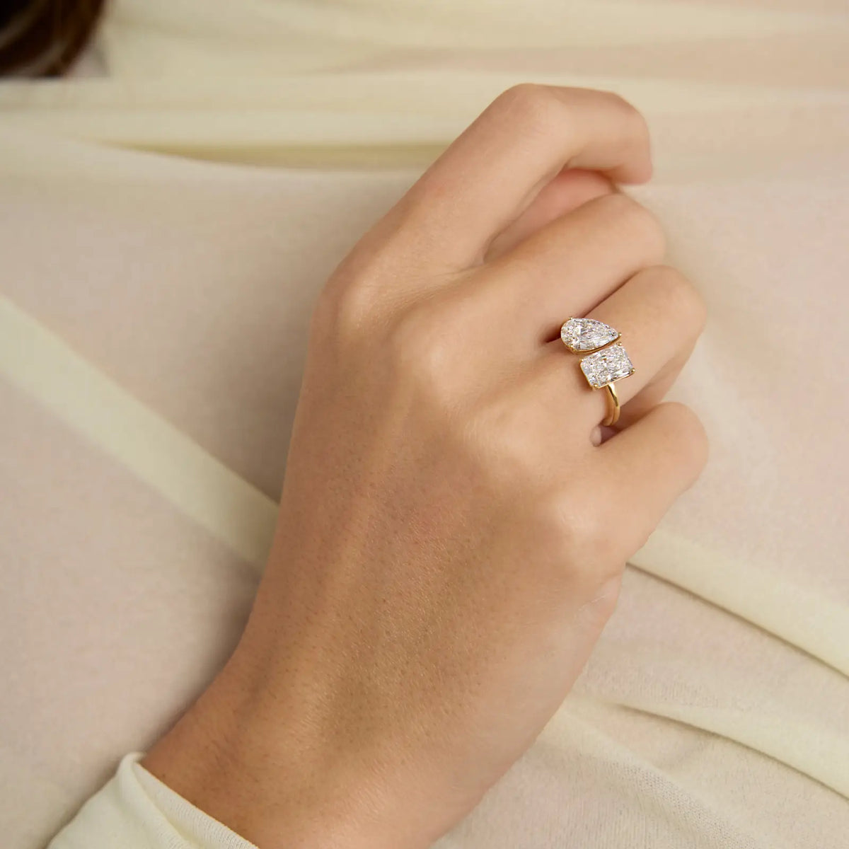 Amelia Moi Et Toi (Pear/Radiant) Diamond Ring