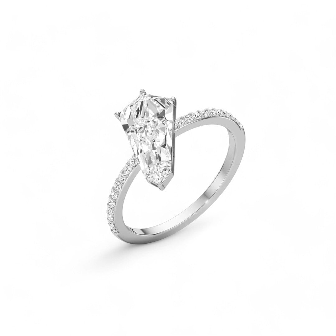 Classica Shield Pave Diamond Ring