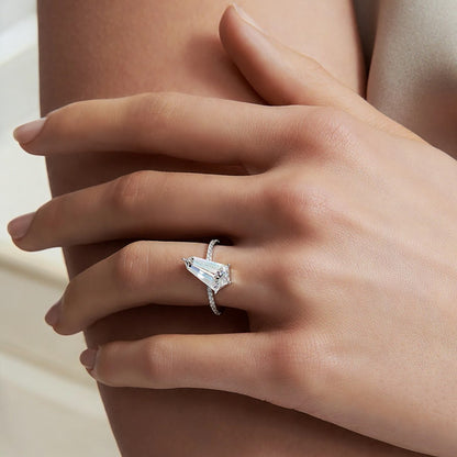 Classica Shield Pave Diamond Ring