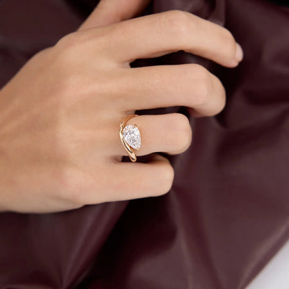 Evara Pear Diamond Ring