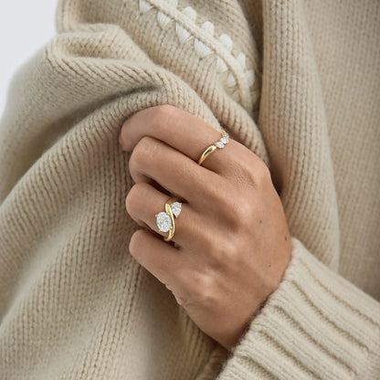 Inara Pear & Oval Diamond Ring
