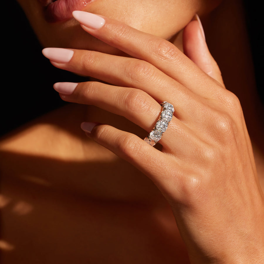 Round Diamond Eternity Band 50 pointers